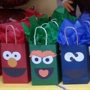 DIY BIRTHDAY GOODIE BAGS!!!!!